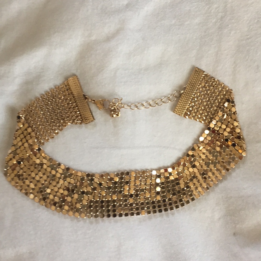 Gold chainmail choker - NWOT